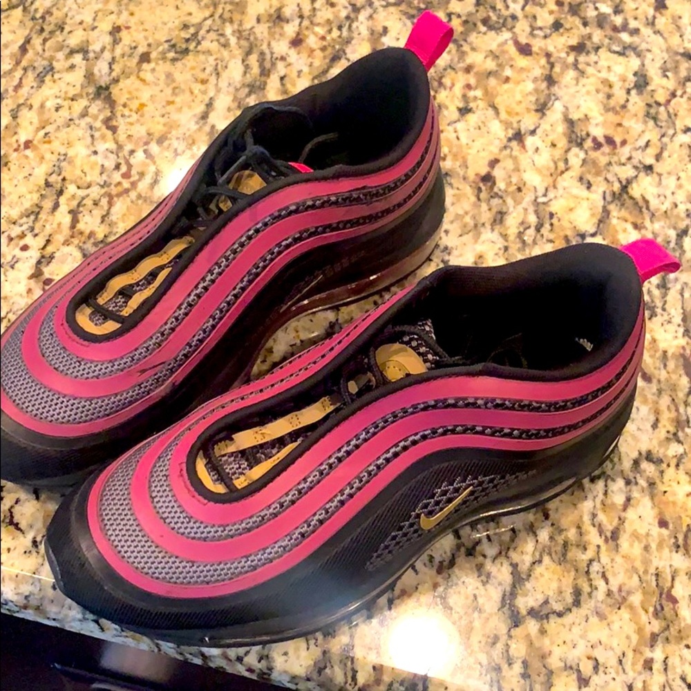Nike 97s